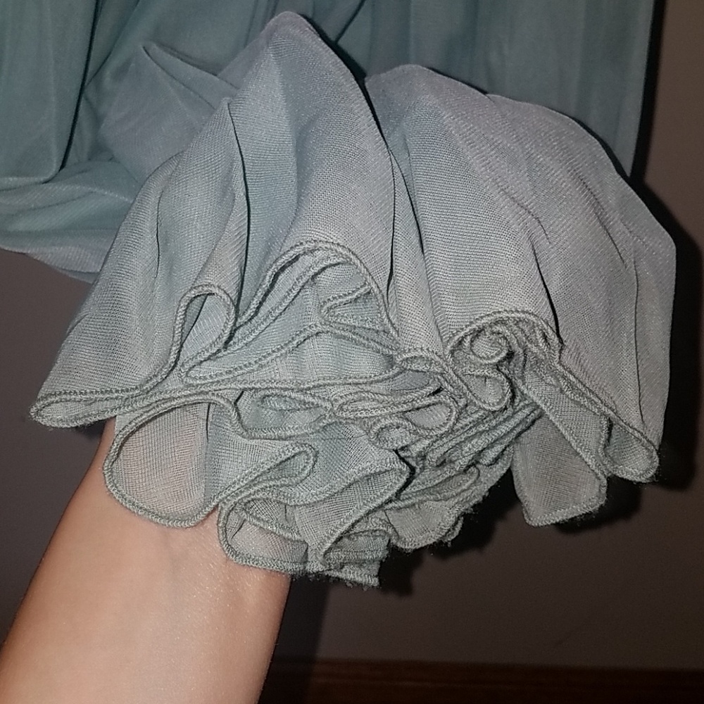 Formal Gown - Picture 7 of 8